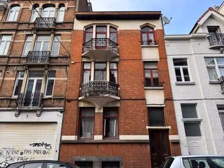 schaerbeek/parc josaphat  souplex 3 chambres + 2 bureaux