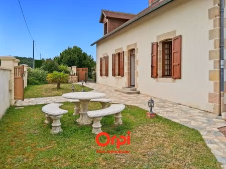 maison de campagne 2 hectares  dépendances