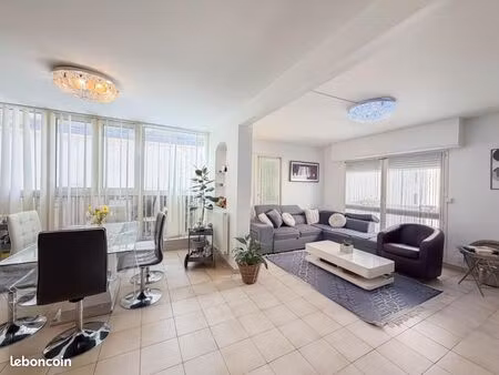 duplex 6 pièces 121 m²