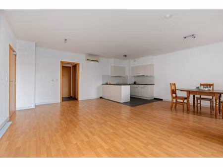 appartement te koop in beveren-kruibeke-zwijndrecht met 1 slaapkamer