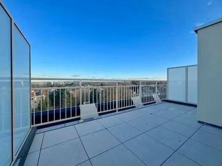 boondael : bel appartement 1 chambre + terrasse !