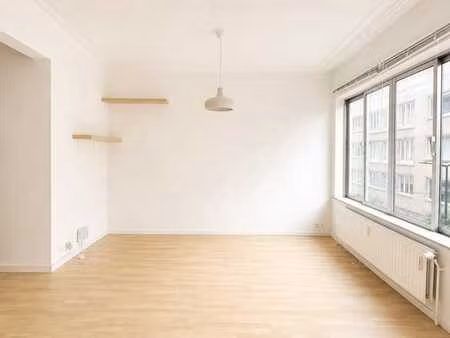 churchill-montjoie - studio lumineux 39m2