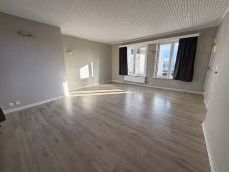 studio-flat-penthouse koekelberg basilique etat impeccable