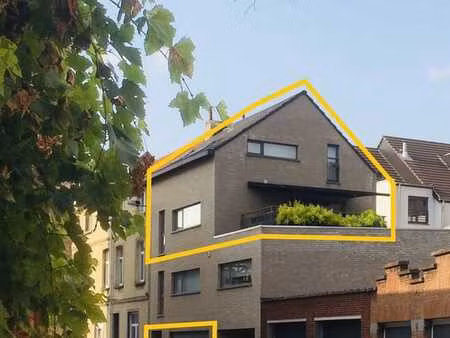 appartement en duplex près du palais royal de laeken