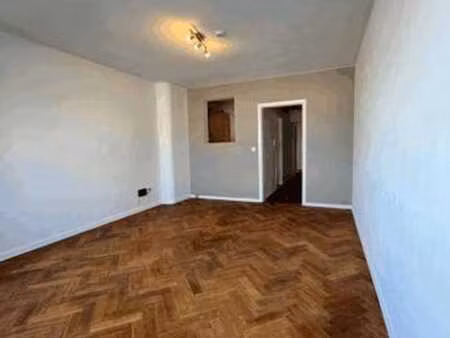 très bel appartement vue meuse