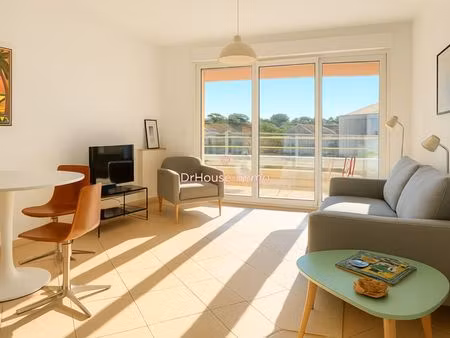 viager occupe appartement 2 pièces 41 m2 avec garage sur carqueiranne
