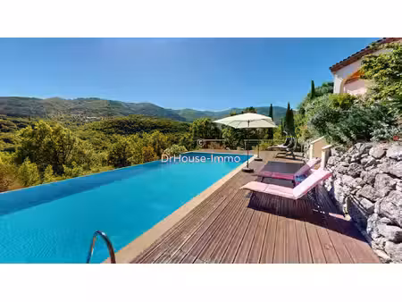 maison de luxe à vendre à les plans