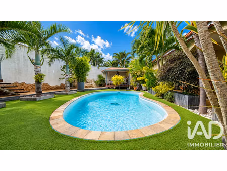 vente maison 5 pièces 182 m² à la riviere (97421)  580 000 €