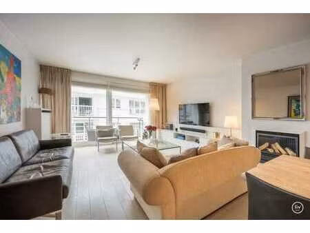 agréable appartement spacieux (101m2) avec 2 chambres situé