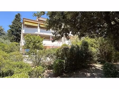 appartement t3 avec terrasse et garage