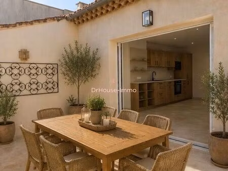 maison 5 pièces 100 m2 terrasse 15m2 le lavandou quartier du golf