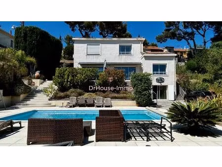 villa t7 avec piscine garage et dépendance