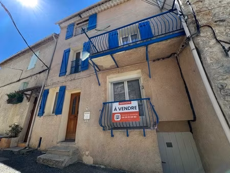 maison de village  5 pièces avec cour et garage vinon sur verdon (83)