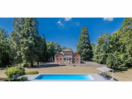 maison avec piscine et jardin montchanin (71)