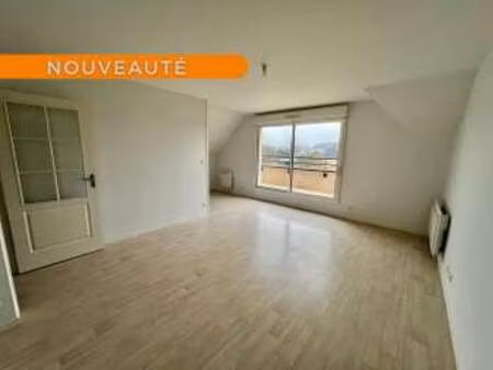 location appartement 2 pièces à tinténiac (35190) : à louer 2 pièces / 45m² tinténiac
