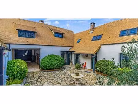 maison avec jardin et terrasse moisson (78)