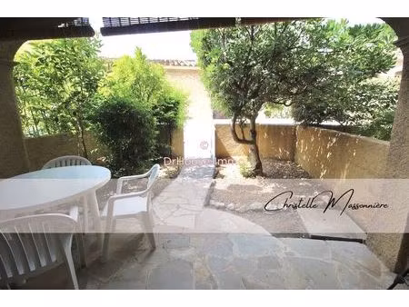 mazet de plain pieds avec piscine