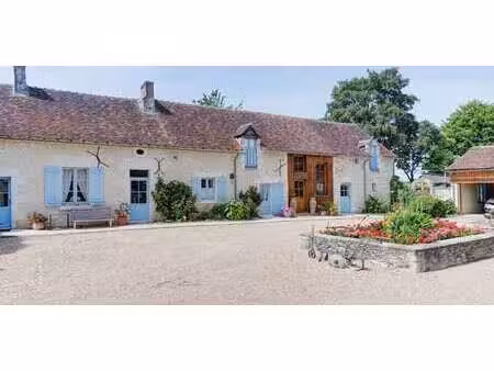propriété avec piscine luze (37)