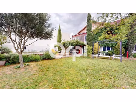 vente maison 6 pièces 275 m² à bron (69500)  630 000 €