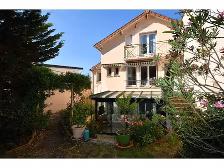 vente maison 5 pièces 148.48 m² à chatou (78400)  875 000 €