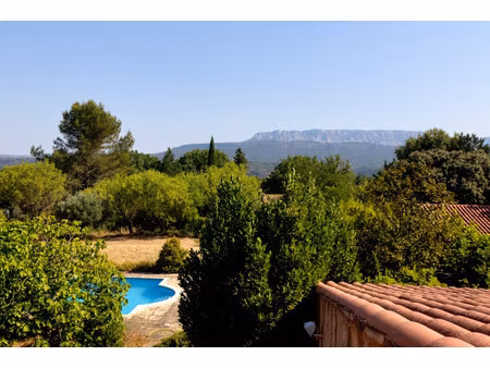 maison de luxe à vendre à fuveau