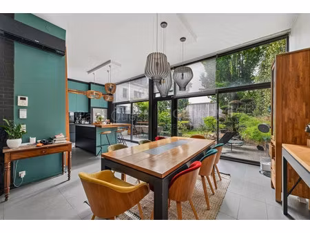 maison de luxe à vendre dans le quartier stade