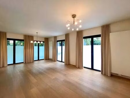 appartement à louer à sint-niklaas € 1.060 (lpl33) - quares sint-niklaas | zimmo