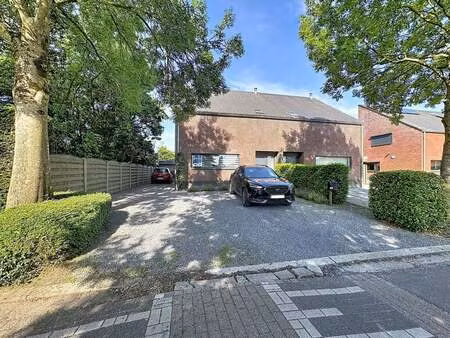 maison à louer à peer € 1.025 (lpkux) - beneca vastgoed | zimmo