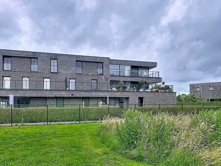 spacieux appartement de 2 chambres dans un emplacement privi