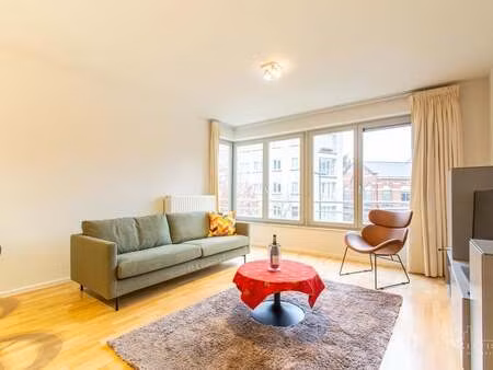 appartement à louer à etterbeek € 1.700 (lpj7x) - skyline renting | zimmo