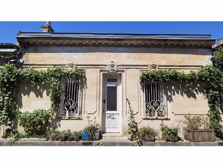 échoppe à vendre dans le quartier capucins-saint michel-nansouty-saint genès