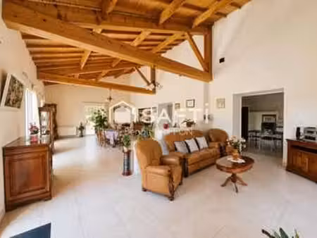 vente maison à saint-martin-des-tilleuls (85130) : à vendre / 197m² saint-martin-des-tille