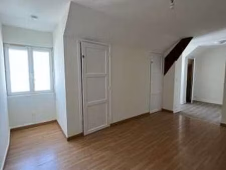 location appartement 2 pièces à caen (14000) : à louer 2 pièces / 35m² caen
