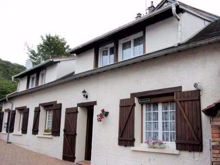 maison ancienne rénovée avec beaucoup de charme
