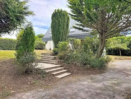 ploemeur – 150 m² – 5 chambres – 910 m² de terrain