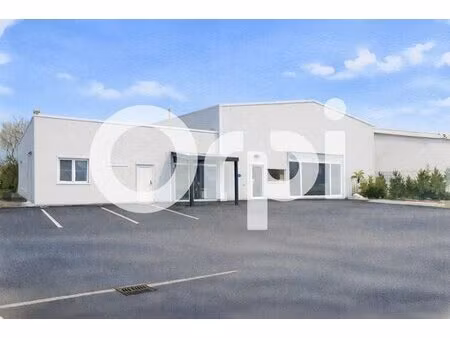 bien commercial à vendre