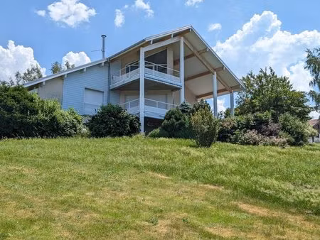 grande maison vue lac