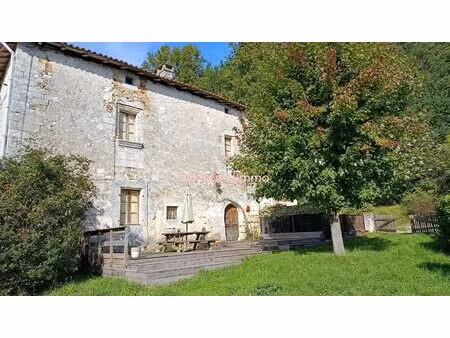 maison de caractère -ancien relais de chasse du xviie siècle.