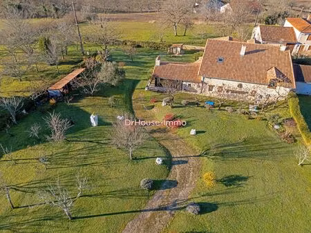 propriété de caractère en pierre – +300 m² – vue dominante – parc arboré