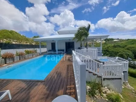 propriété d'exception avec vue dégagée  piscine et jacuzzi