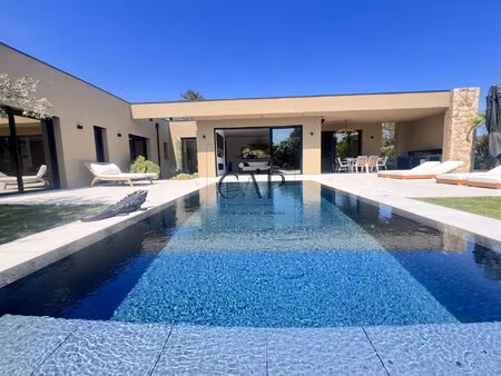 villa d'architecte moderne meublée jardin & piscine pour rp ou investissement