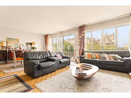 appartement de luxe à vendre dans le quartier ile de la jatte-parc d'orléans