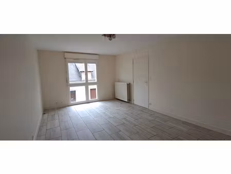 vente appartement 3 pièces 62 m² à montoire-sur-le-loir (41800)  100 000 €