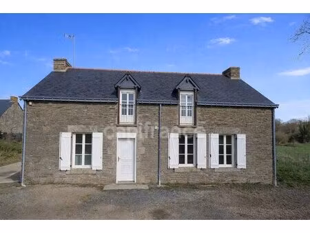 maison en pierre rénovée – vue campagne – ruffiac (56)