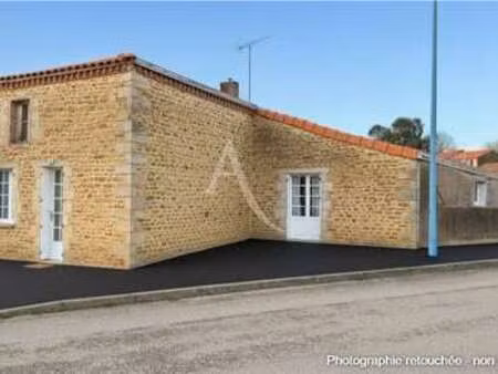 vente maison à château-guibert (85320) : à vendre / 77m² château-guibert