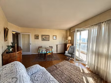 appartement 3 pièces à vendre à marly le roi - centre ville  calme et lumineux