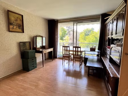 appartement 3 pièces à vendre à marly le roi - vue parc et verdure