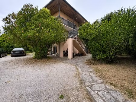 spacieuse maison