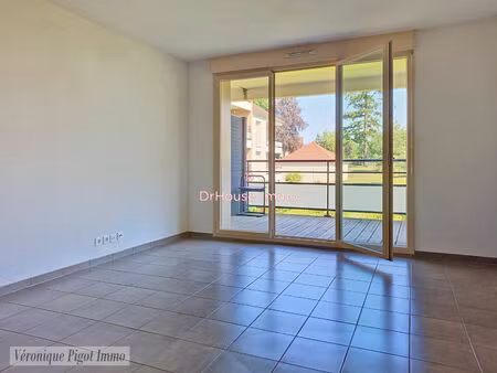 2 pièces lumineux avec balcon et vue verdoyante