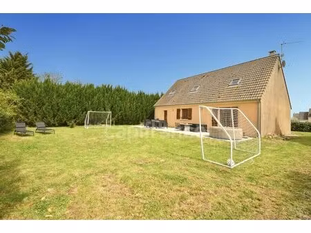 maison familiale avec 5 chambres  jardin et garage  boisseaux 45